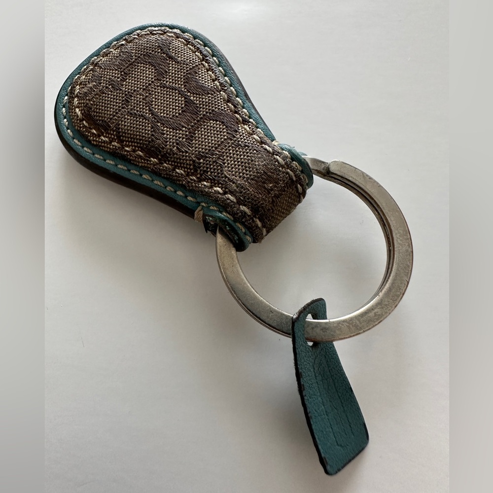 Two COACH Key Rings - Picture 4 of 6